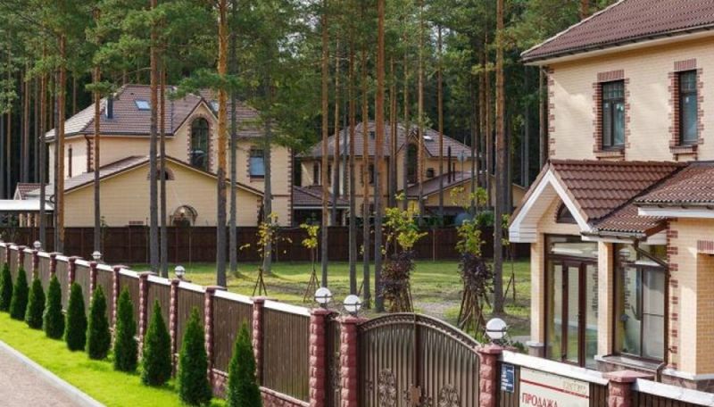 Где в Ленинградской области выгодно покупать дом?